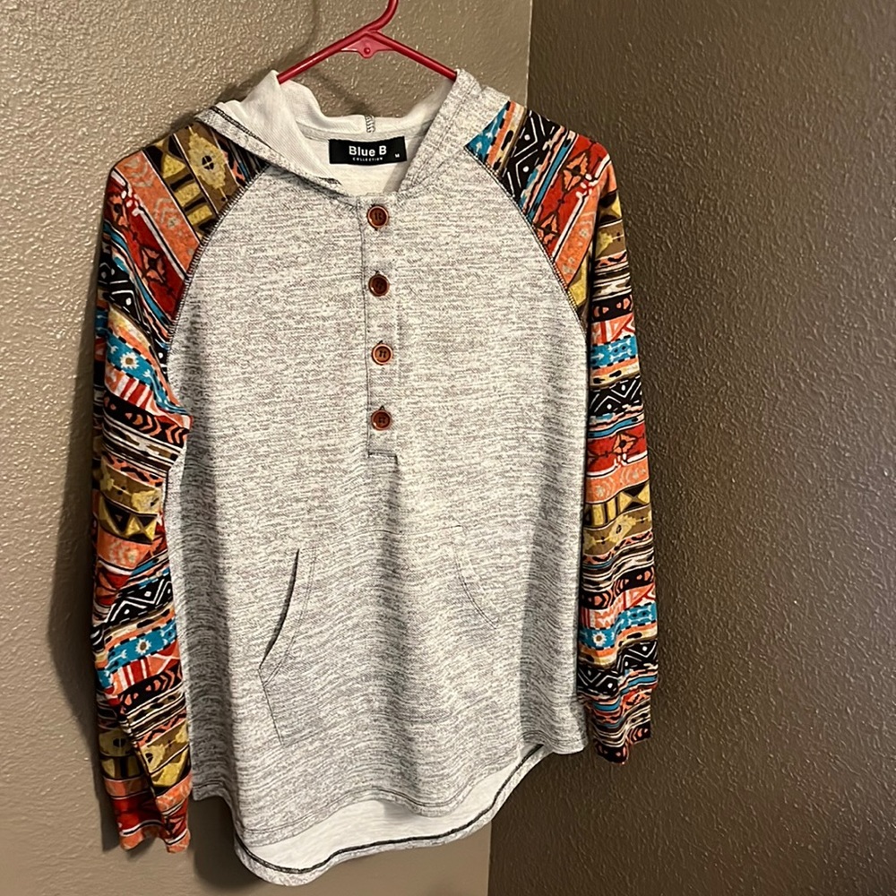 Blue B hooded top